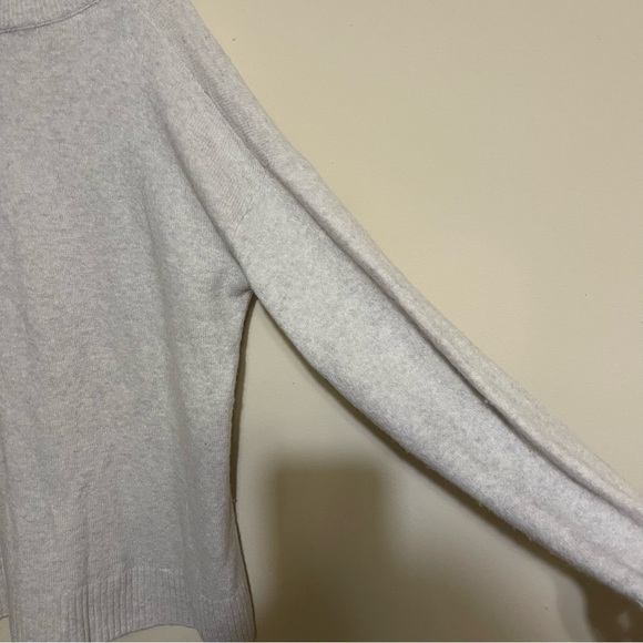 Madewell Sweater ALPACA + MERINO WOOL White Gray V-Neck Soft Luxurious Top sizeM - Picture 7 of 7